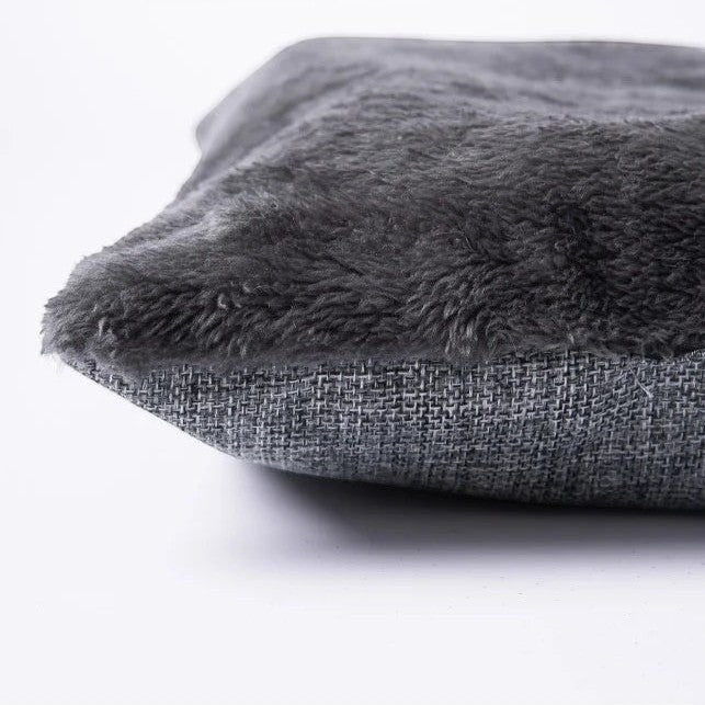 Coussin amovible gris en velours et fausse fourrure pour panier niche Bofélin