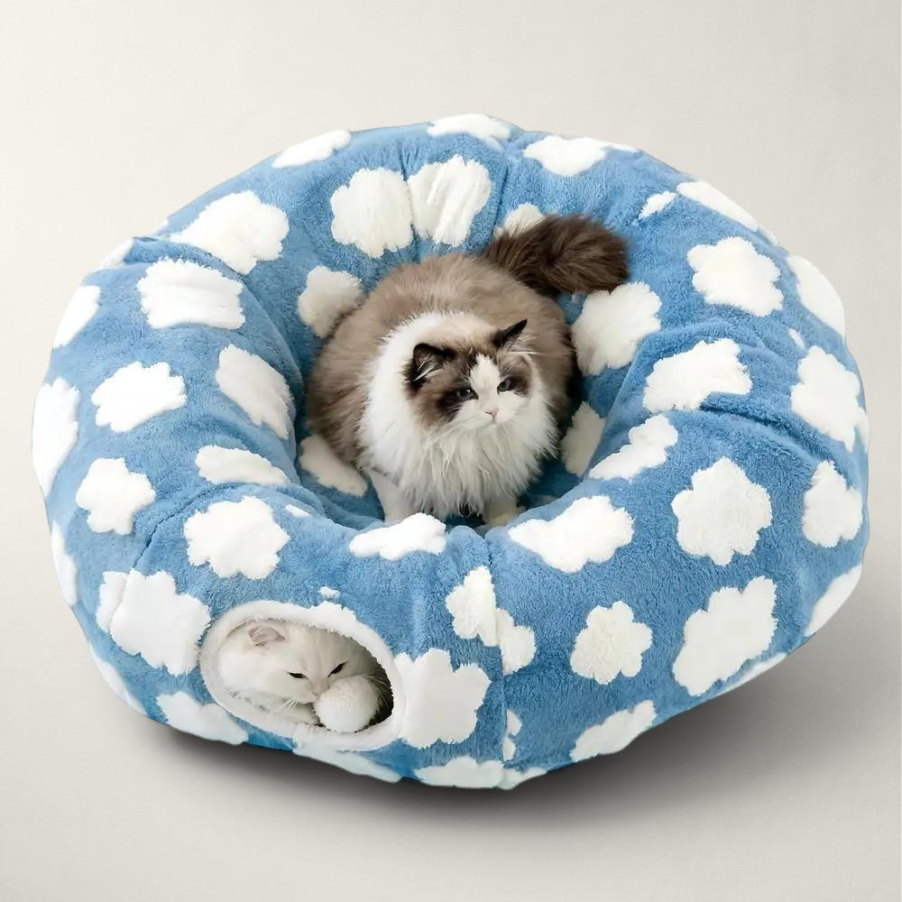 Lit tunnel Bofélin 2 en 1 bleu à motifs nuages en velours doux avec coussin central et balle pour chat