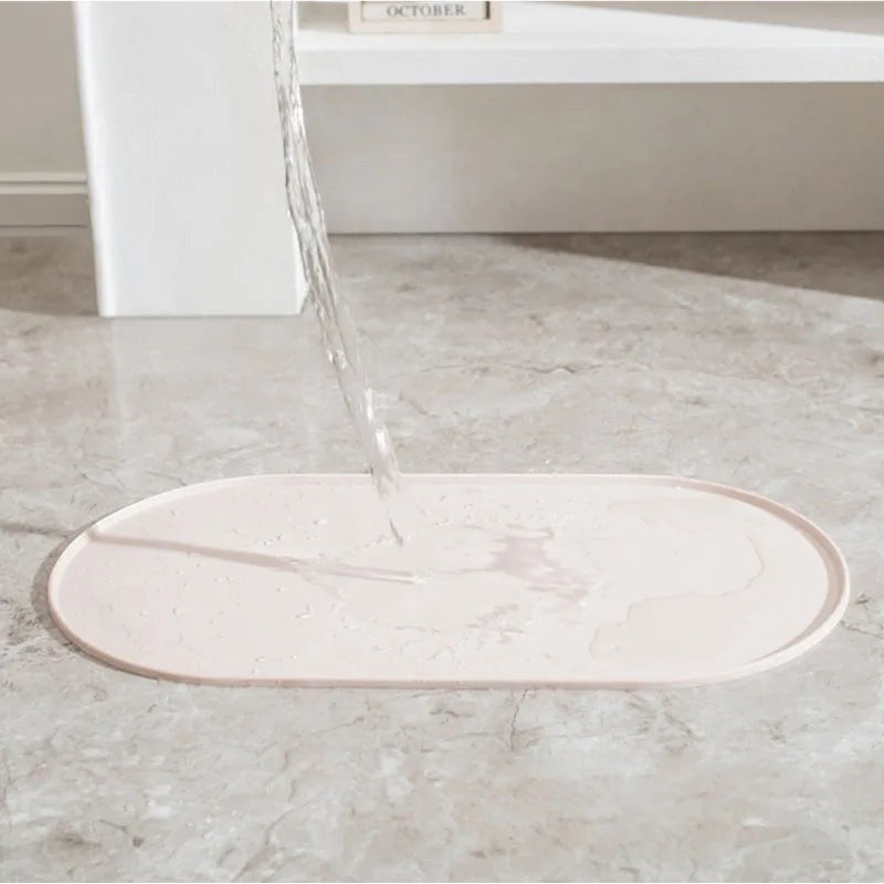 Tapis de gamelle Bofélin ovale en silicone rose imperméable avec bords anti-débordement pour protéger le sol