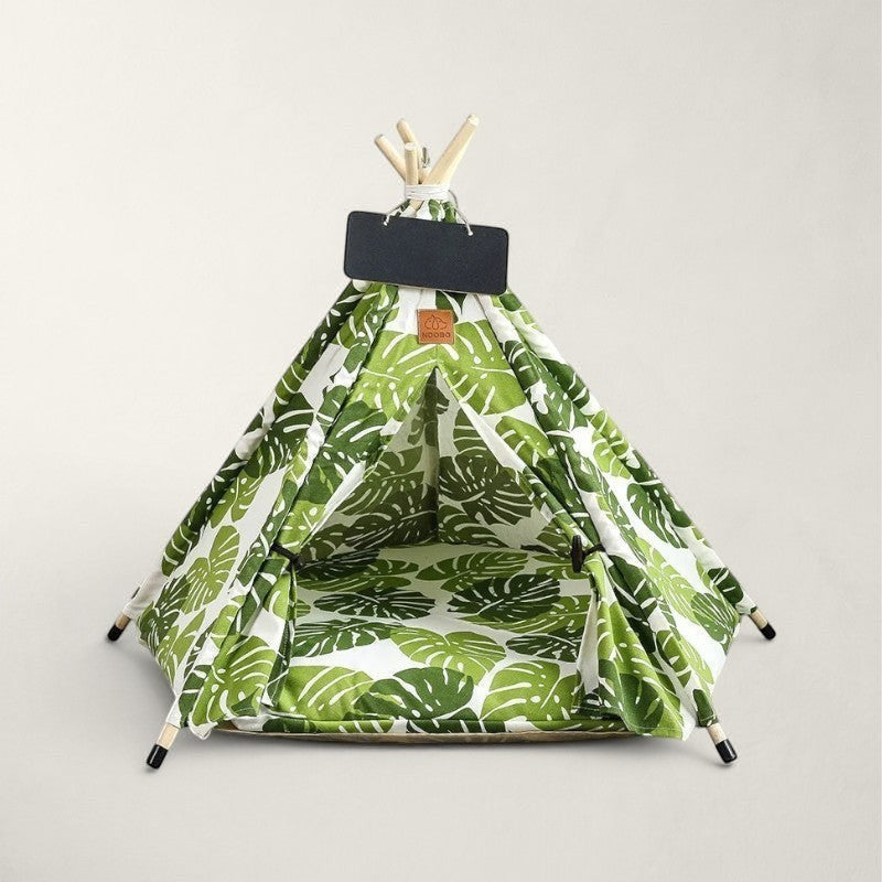 Tipi pour chat Bofélin en toile de coton verte à motifs feuilles tropicales avec structure en bois de pin