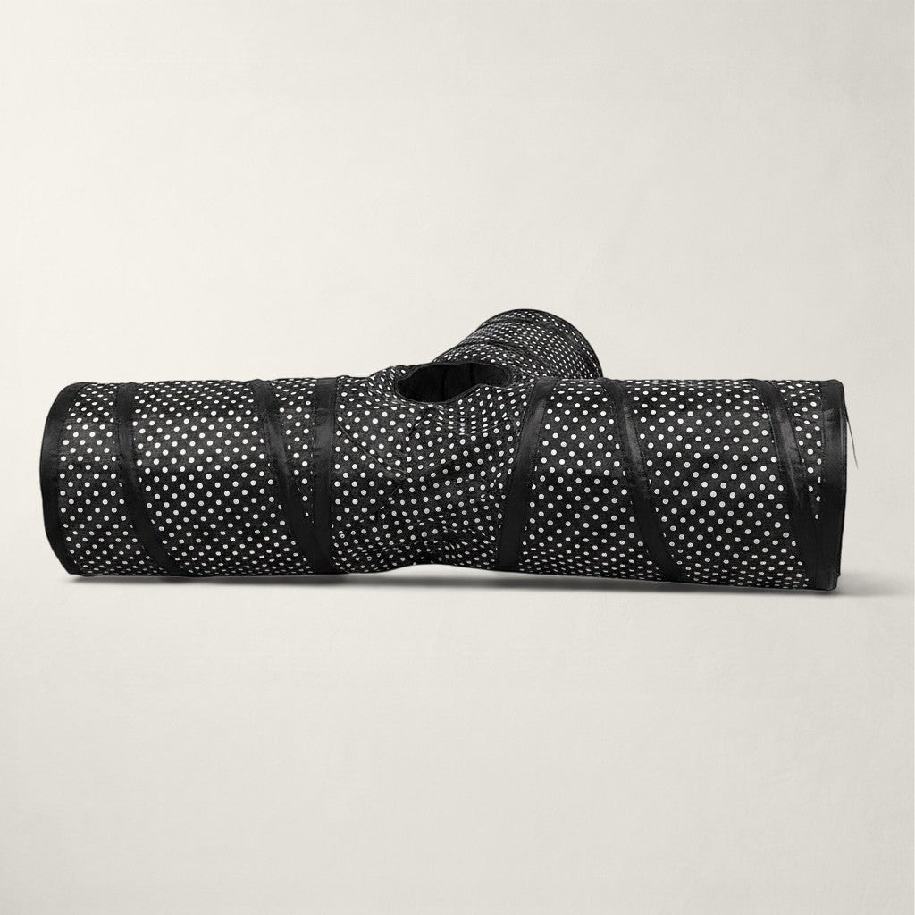 Tunnel de jeu Bofélin pour chat en forme de T, pliable, en polyester noir à pois blancs avec balle suspendue.