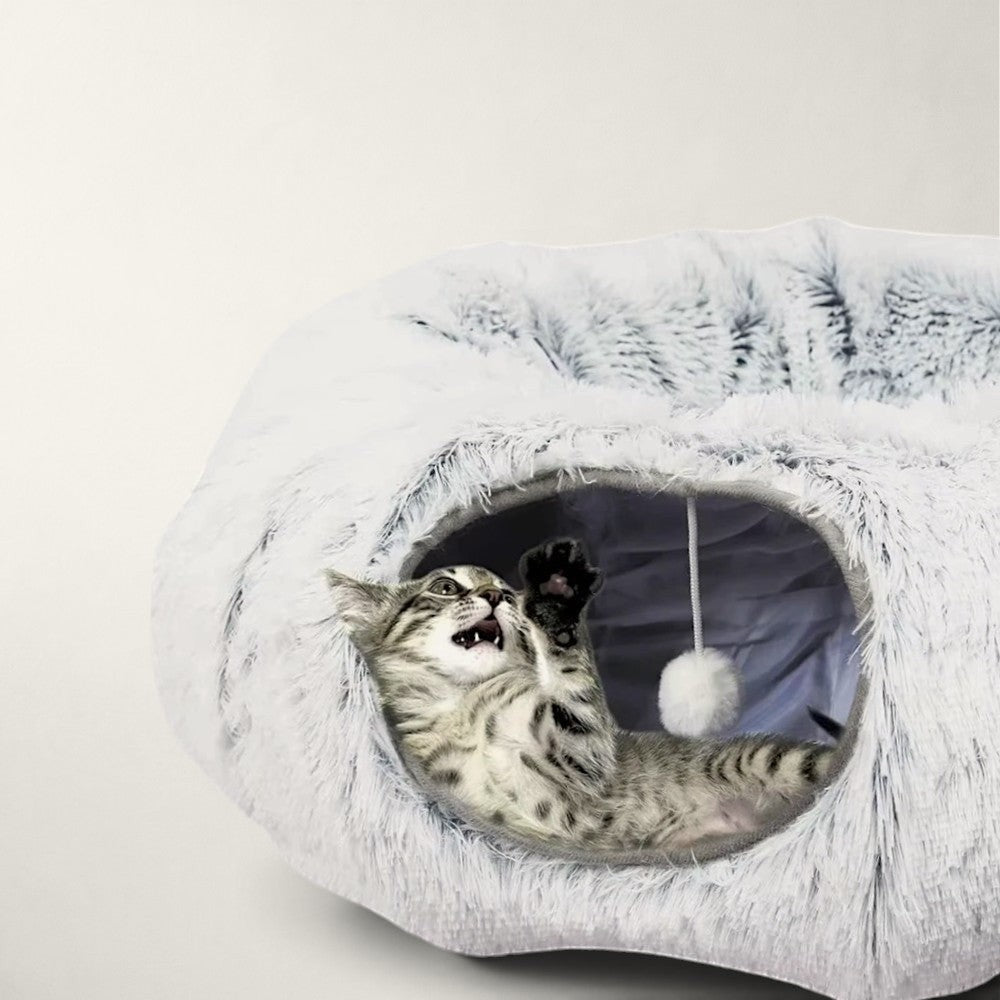 Tunnel pour chat Bofélin 2 en 1 en fausse fourrure grise avec panier central et chaton jouant à l'intérieur
