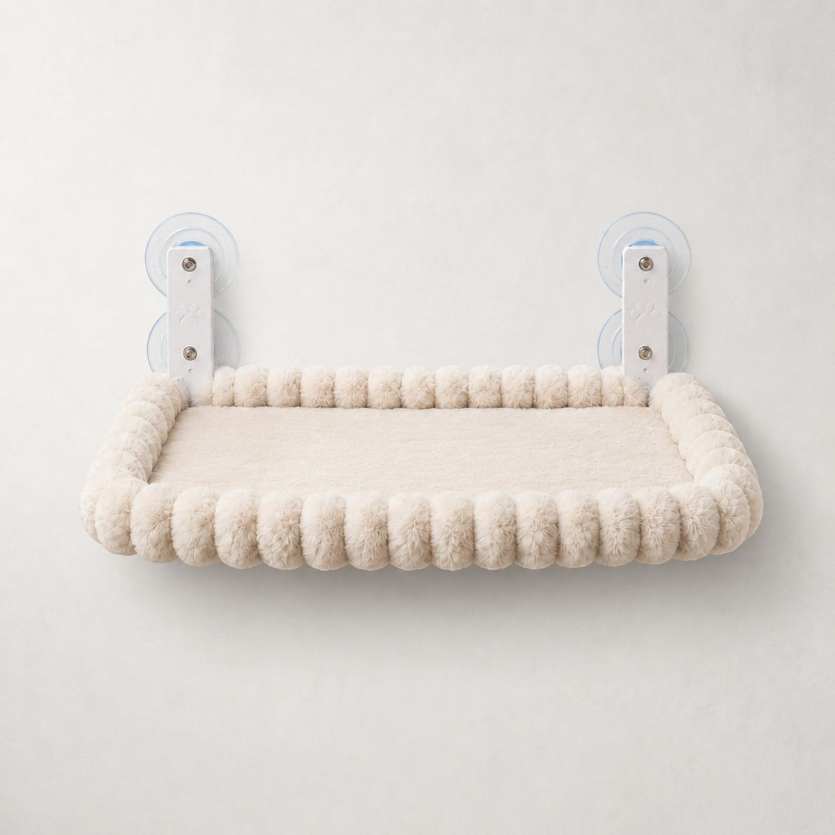 Hamac de fenêtre pour chat Naples beige à ventouses et bord pompons – Bofélin