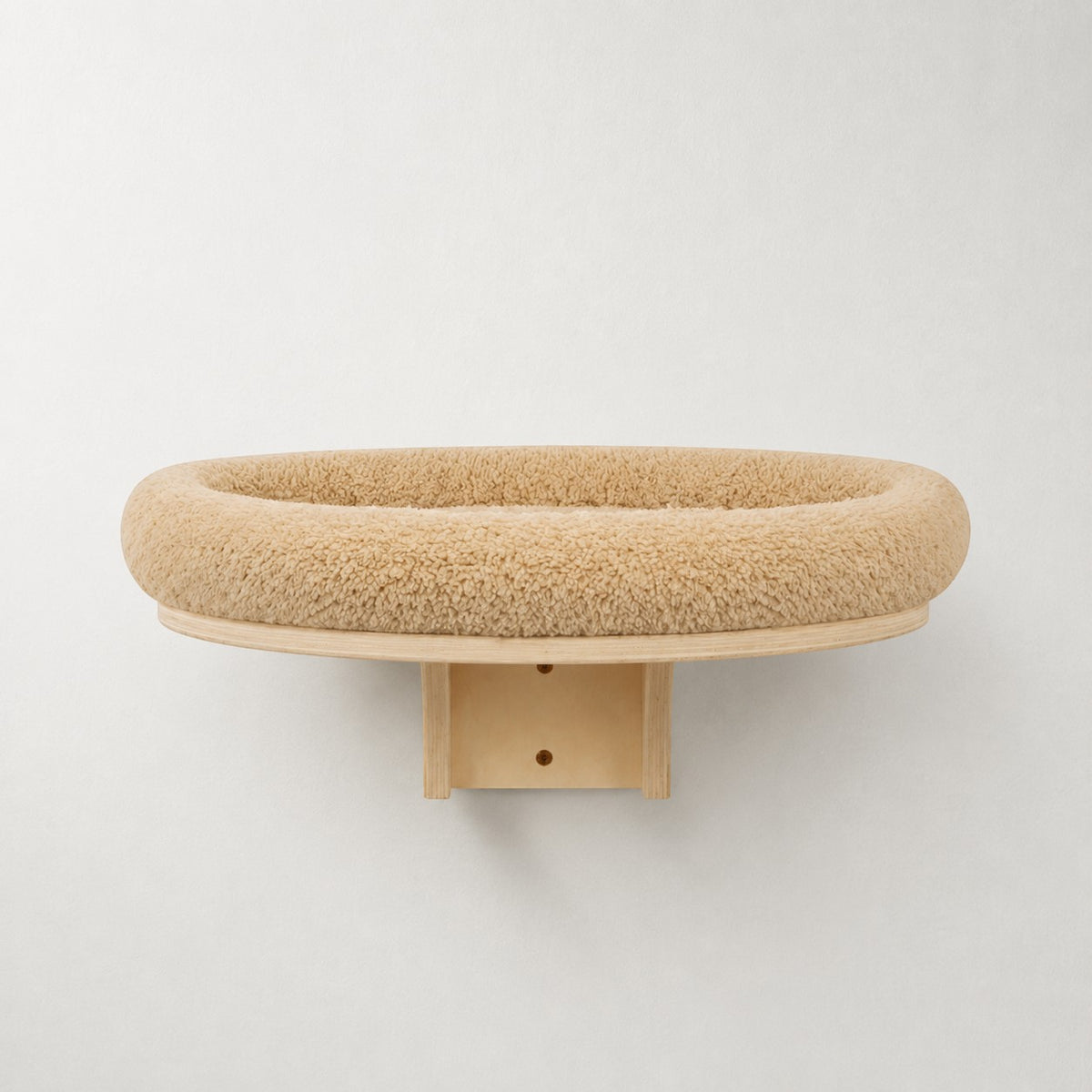 Hamac mural pour chat Seville en fausse fourrure beige sur support bois – Bofélin