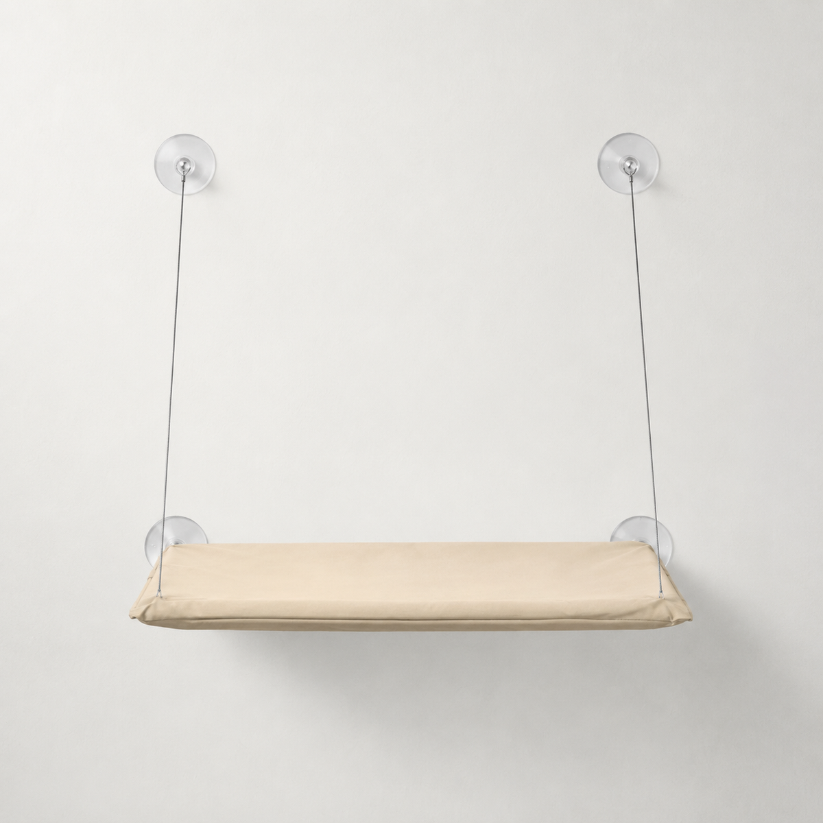 Hamac de fenêtre pour chat Capri beige fixé à la vitre par ventouses – Bofélin
